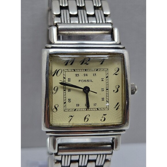 Vintage Fossil Art Deco Tank 26mm Watch Silver Tone Square 1990s New Battery main image 10